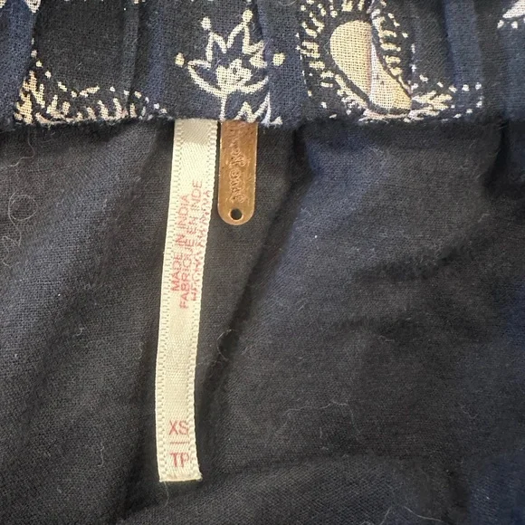 Free People Melissa Muslin Cotton Black & Beige Paisley Tiered Mini Skirt XS - Picture 9 of 11